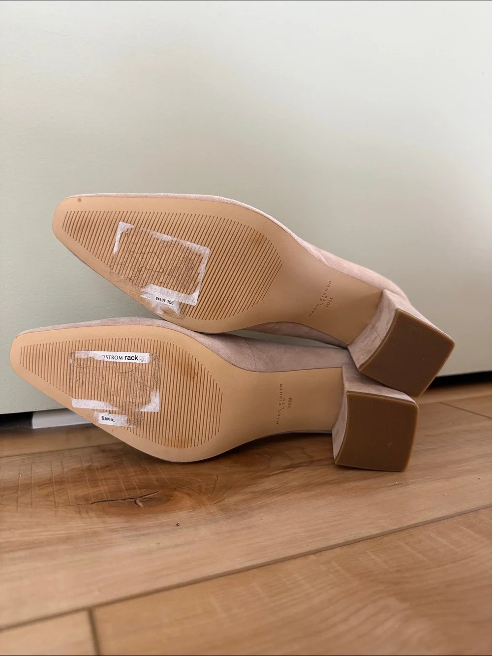 NWT Marc Fisher Tan Suede Block Heel Pumps